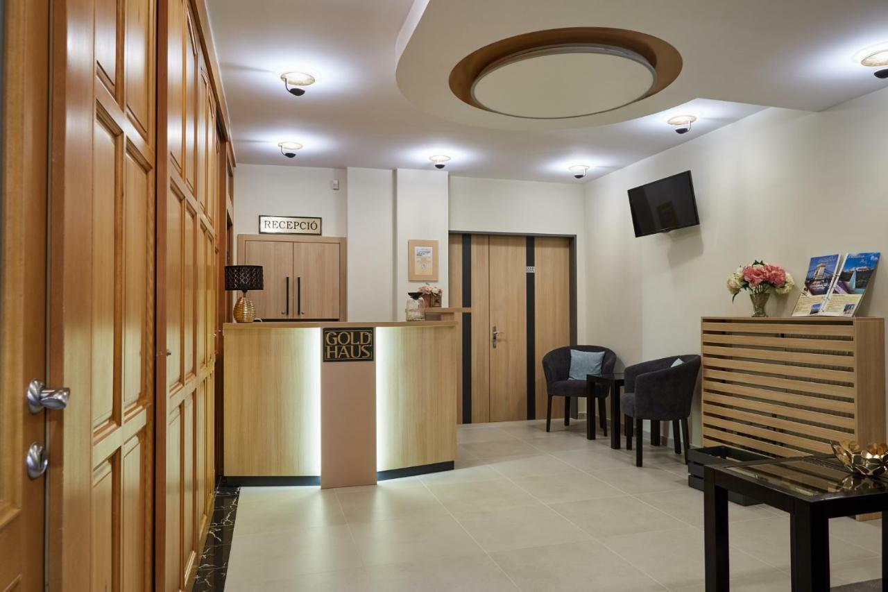 Gold House Pension Balatonfured Bagian luar foto