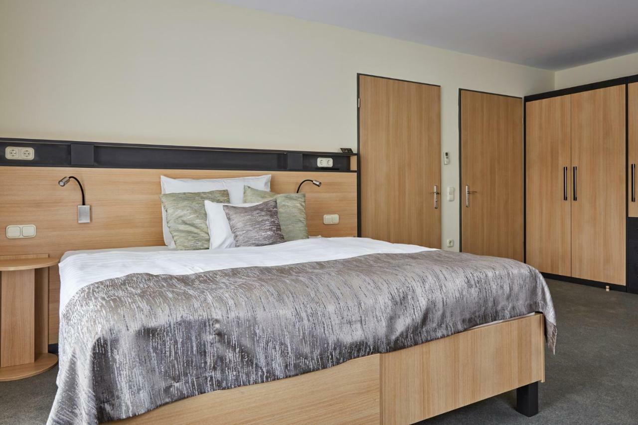Gold House Pension Balatonfured Bagian luar foto