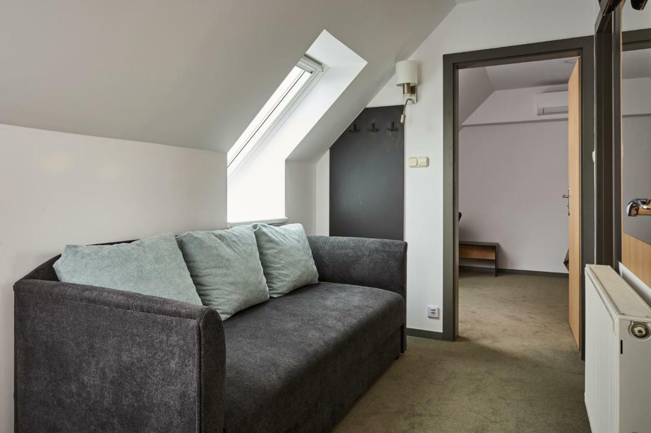 Gold House Pension Balatonfured Bagian luar foto