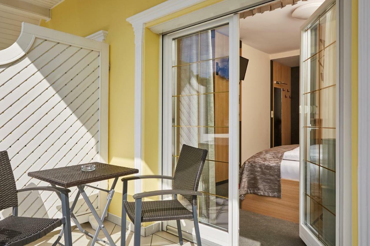 Gold House Pension Balatonfured Bagian luar foto
